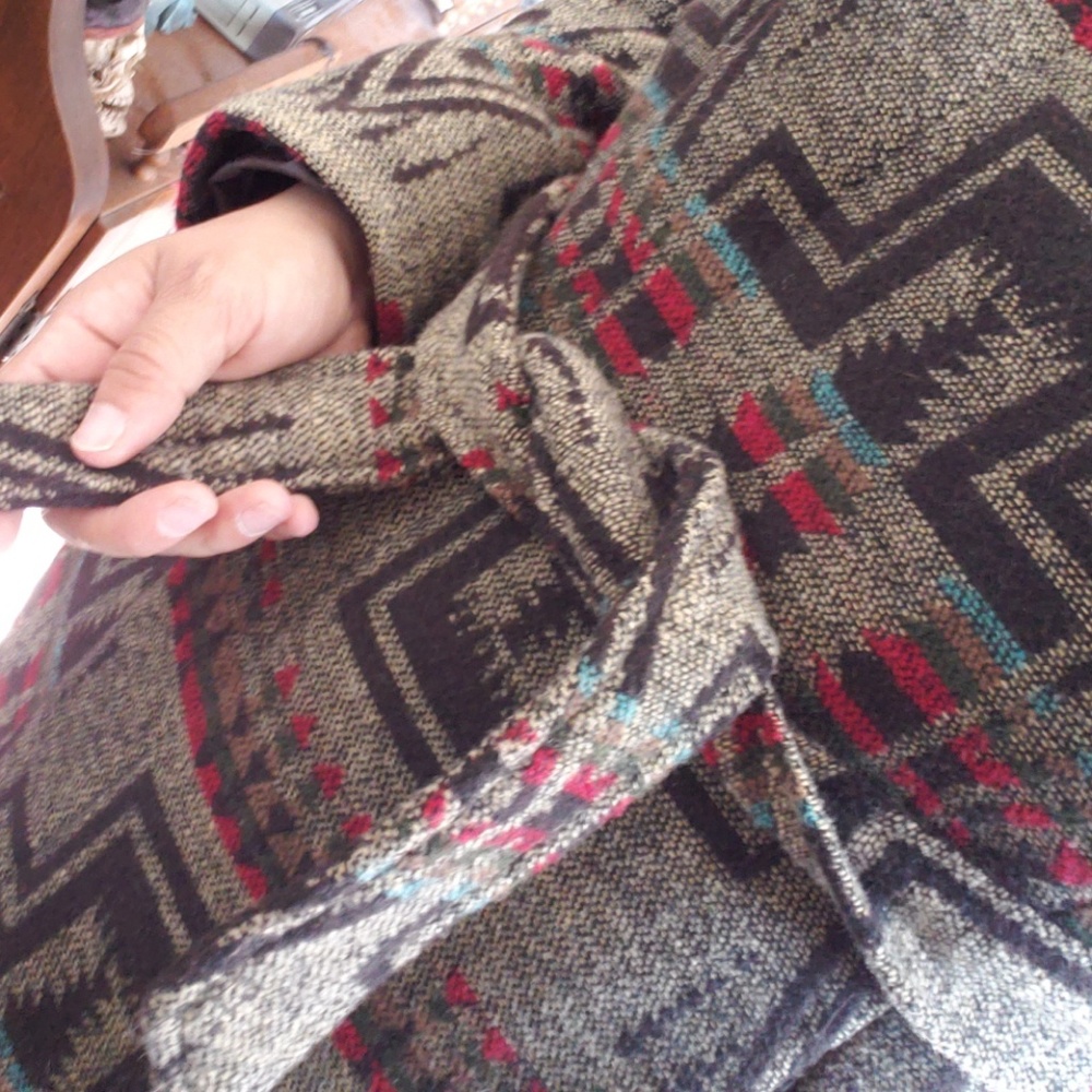 Coat - Picture 3 of 4